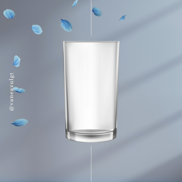 Alquiler de Vaso alto de cristal para agua o bebidas en servicio de catering.