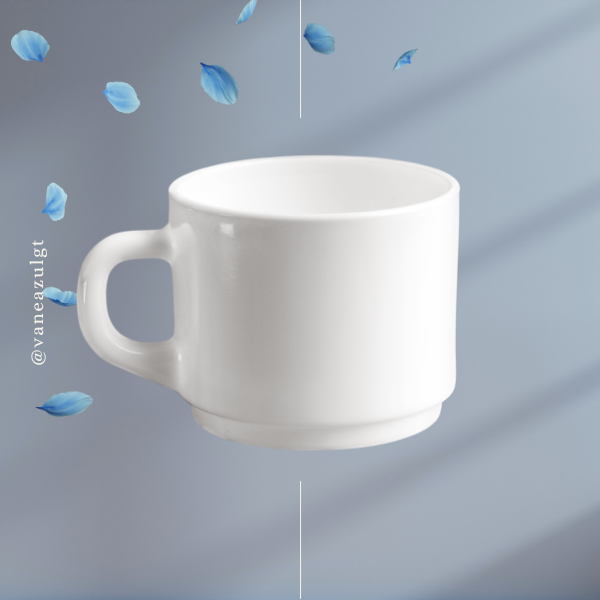 Alquiler de Taza blanca apilable de porcelana para café o té en servicio de coffee break o banquete en Guatemala.